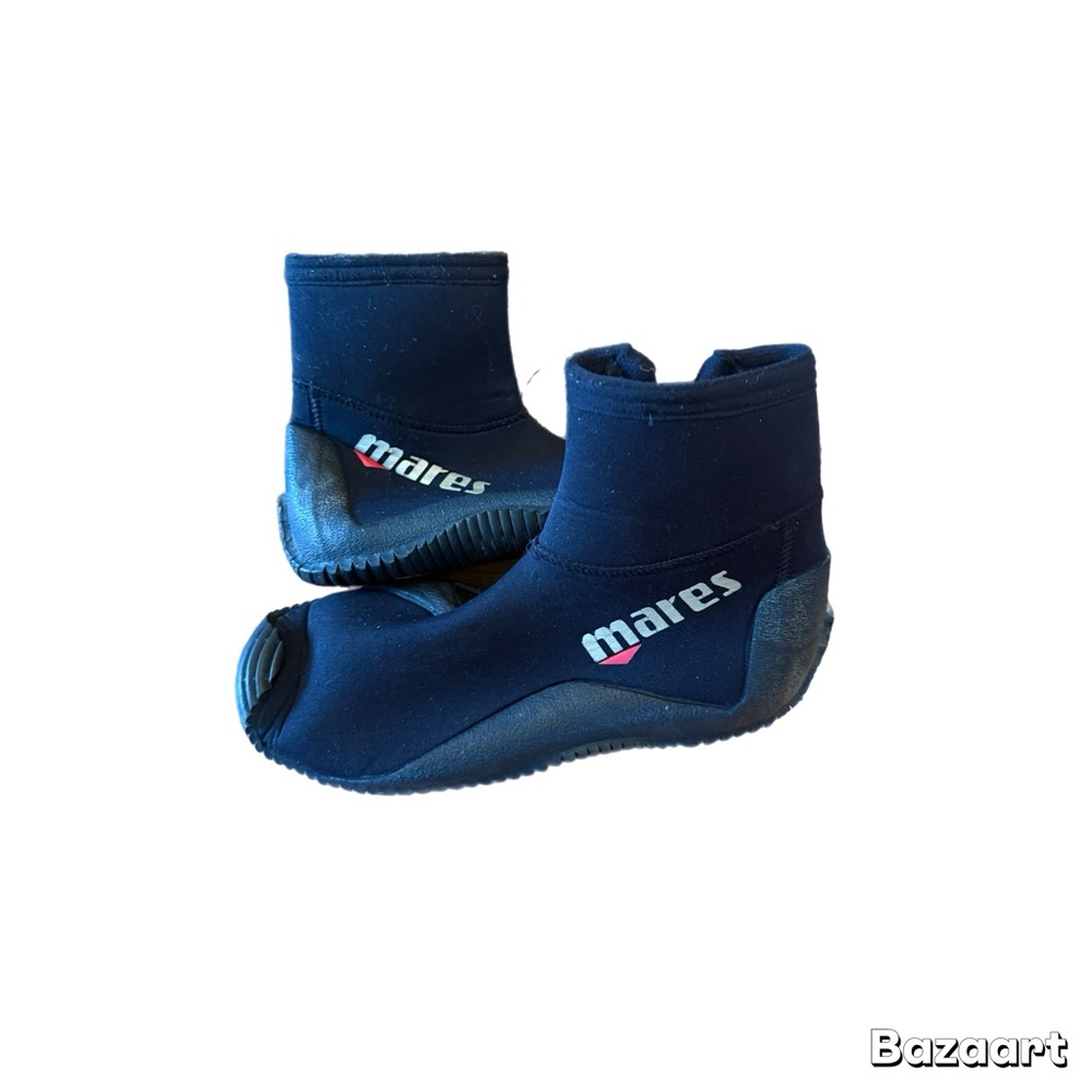Mares 5mm Classic Dive Boots (River Beach Water Shoes Big Boys Size 6